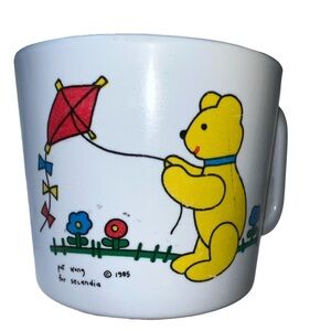 Pat Wong For Selandia Children Cup Bears At Play